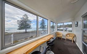 Waterfront, Handy Location, Affordable, Unit 1 - Kk41164